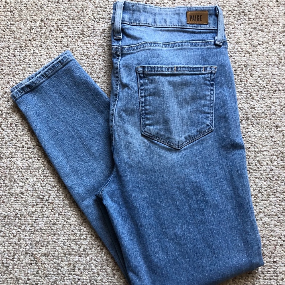 Paige Highrise Hoxton Ankle Jeans.  Size 29.